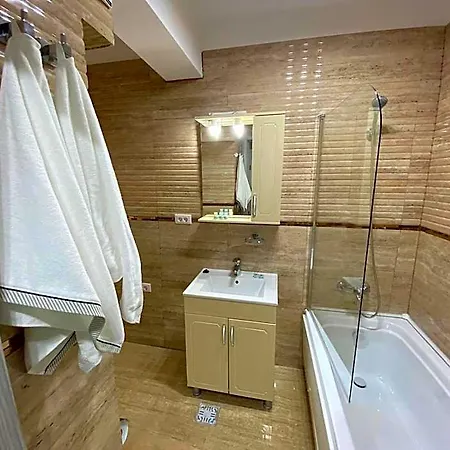 Morii & Aparthotel