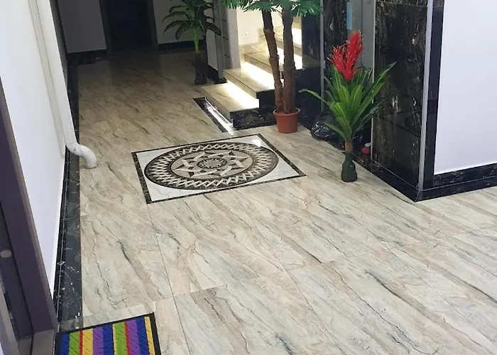 Apartmanhotel Morii & 4*